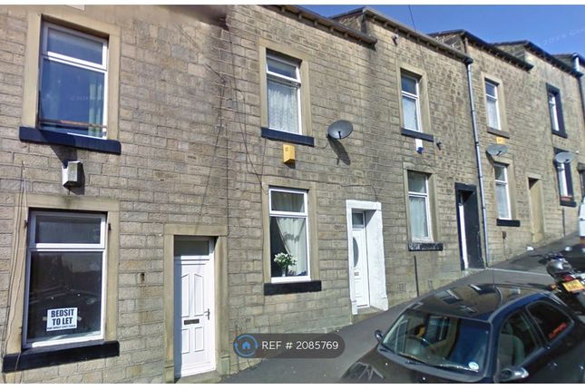 Thumbnail Flat to rent in Exchange Street, Colne