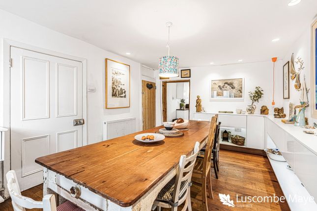 30, St. Lawrence Lane, Newton Abbot photo 4