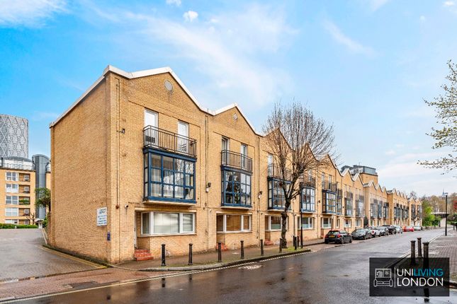 Thumbnail Terraced house to rent in Rotherhithe Street, London