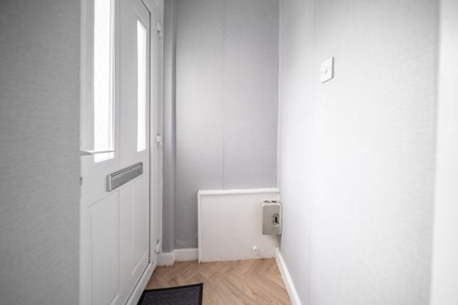 17, McAllister Court, Stirling, Scotland photo 4