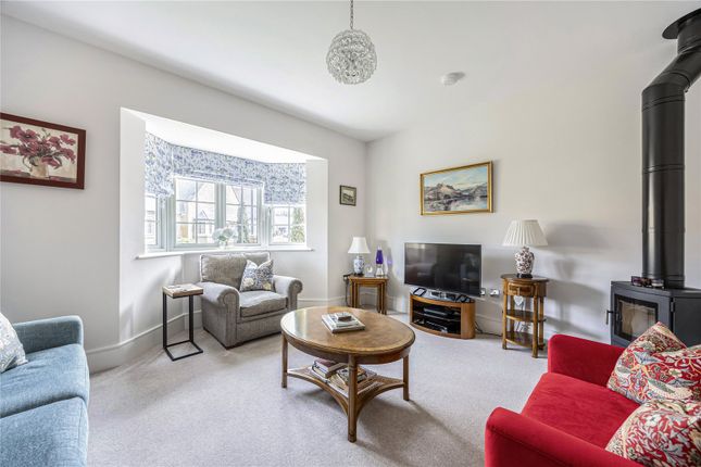 25, Millet Way, Broadway photo 2
