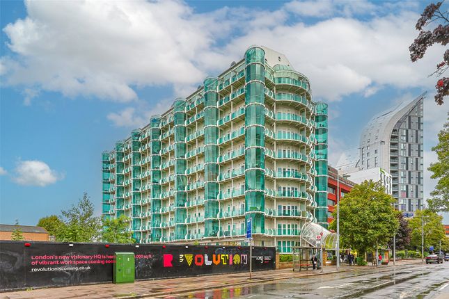 2-bed flat on Flat 205, Cavalier House, 46-50, Uxbridge Road, Ealing, £400,000
