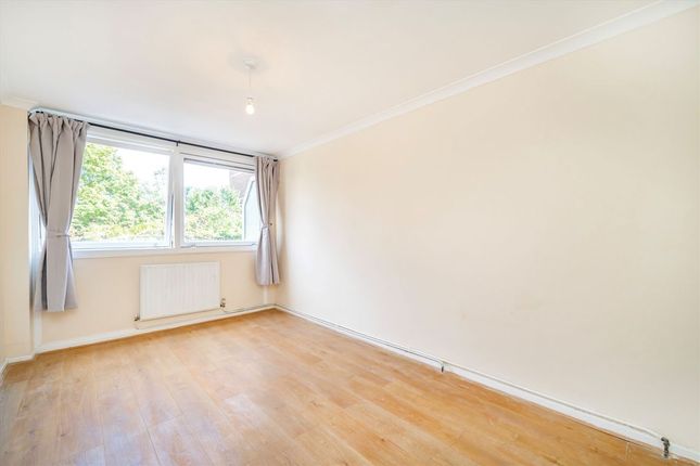 11 Nero Court, Justin Close, Brentford photo 4