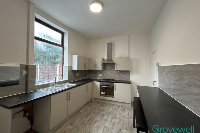 52 Pole Lane, Manchester photo 5