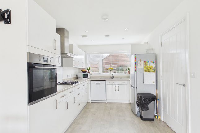 24, Horsefield Road, Ross-On-Wye photo 4