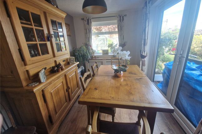 40, Barnfield Way, Staffordshire photo 4