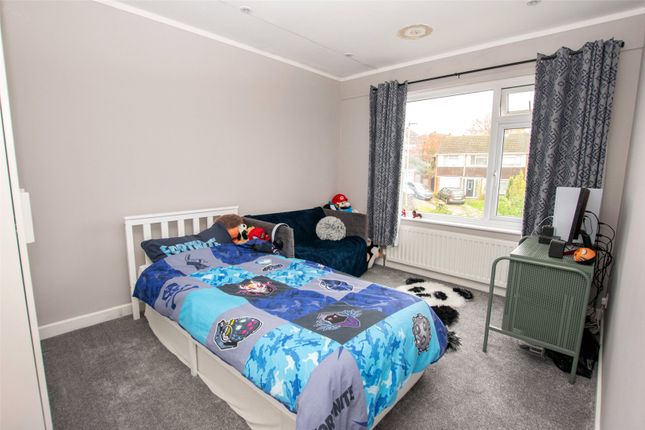 Detached house for sale in Carlisle Close, Dunstable, Bedfordshire