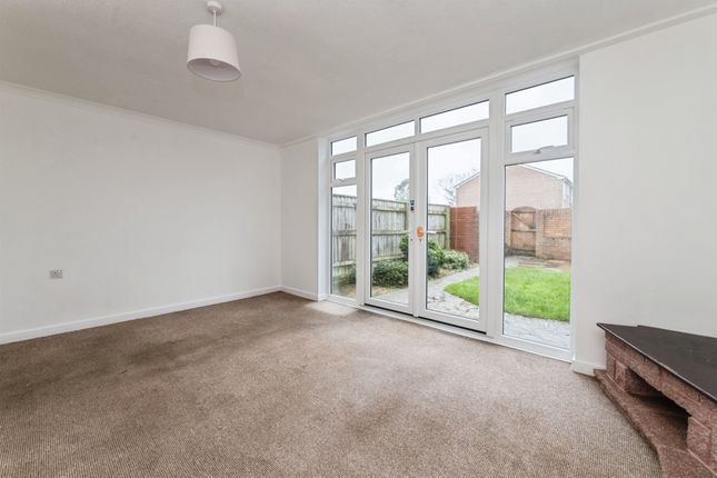 11, Mortimer Court, Exeter photo 4