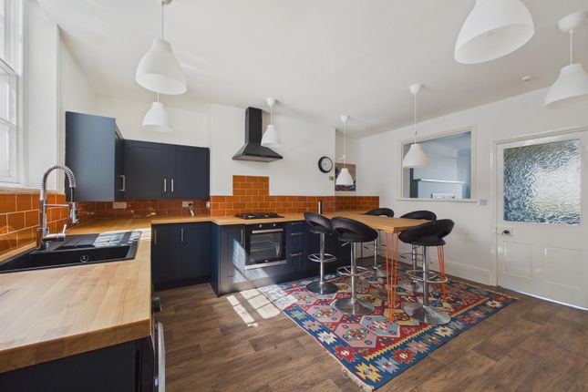 Flat 3, South Villa, 23, Wells Road, Malvern photo 4