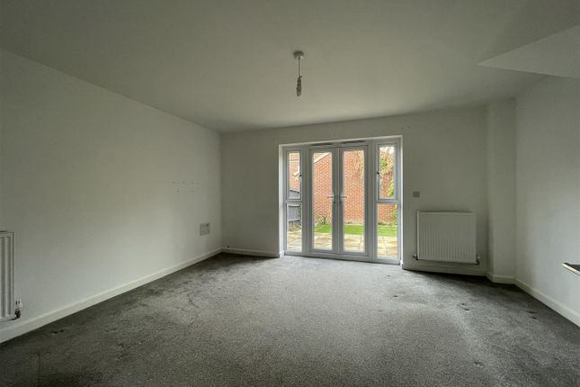 12, Kelso Drive, Bourne photo 4