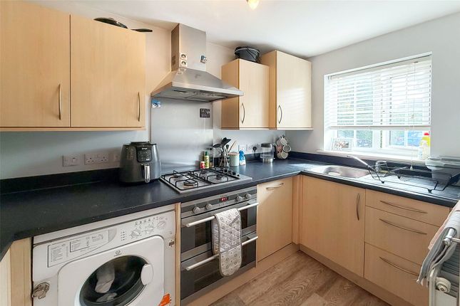 12, Empress Close, Littlehampton photo 3