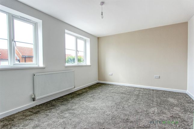 Town house for sale in Pattison Street, Shuttlewood, Chesterfield