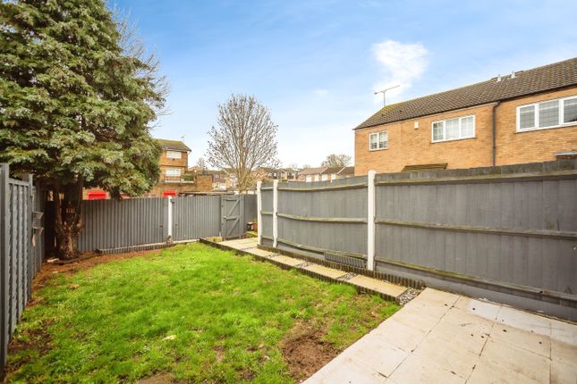 End terrace house for sale in Thistledown, Gravesend