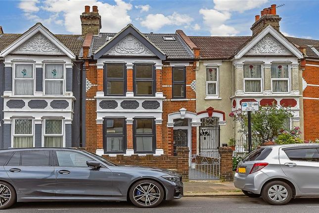 Thumbnail Terraced house for sale in Shernhall Street, London