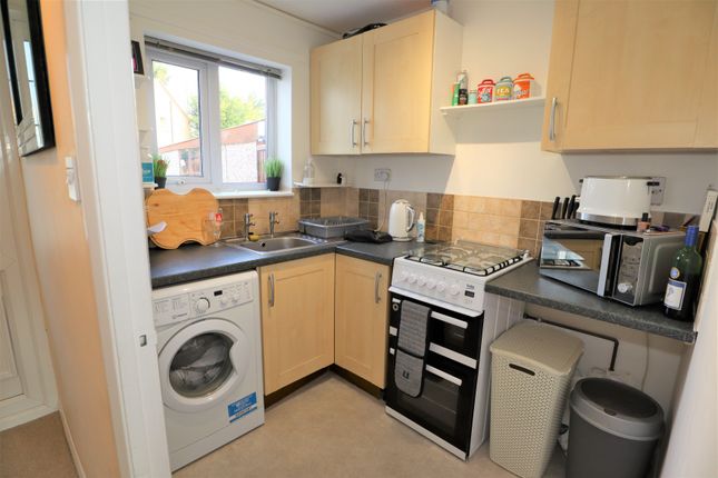 26, Meadow Way, Bracebridge Heath photo 3
