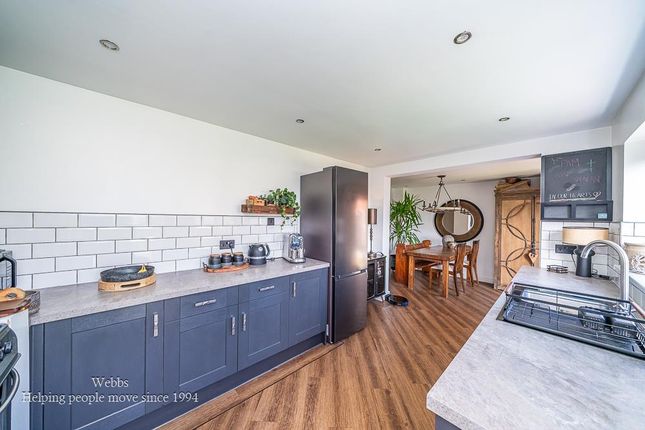 14, Holmbridge Grove, Walsall photo 3