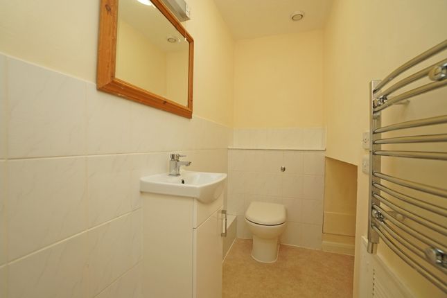 12, Cadgwith Place, Portsmouth photo 3