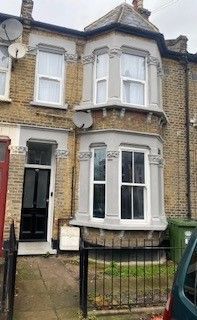 Thumbnail Flat to rent in Gosterwood Street, Deptford, London