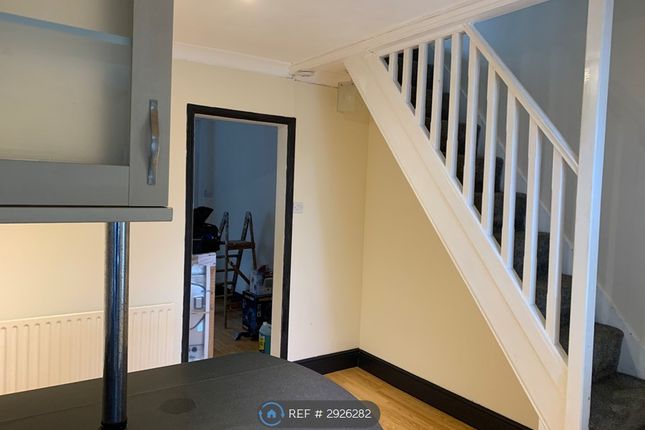 2-bed house on Linden Terrace, Gainsborough, £625/mo