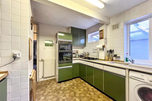 45, Gowing Road, Norwich photo 4