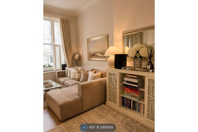 Inverness Terrace, London photo 5