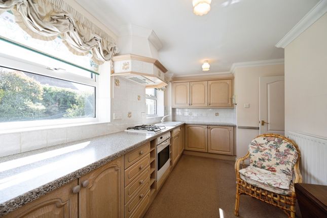 17, Hamfield Drive, Hampshire photo 5