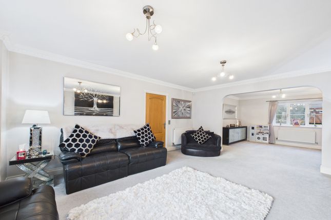 4, St. Johns Court, Broughton photo 5