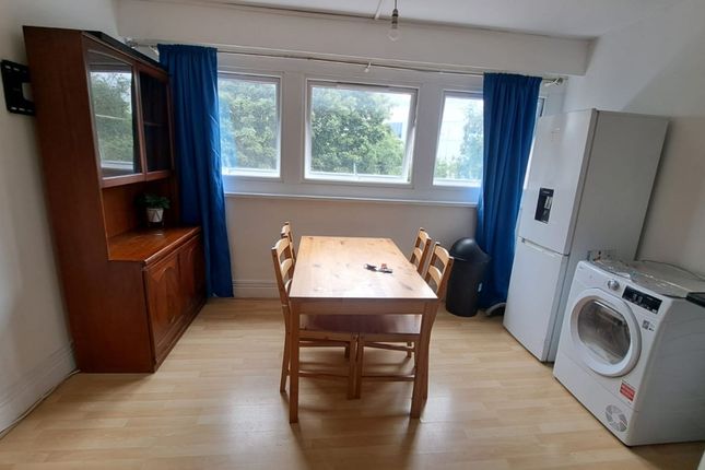 Flat 11, Norton Tower Civic Close, Birmingham photo 3