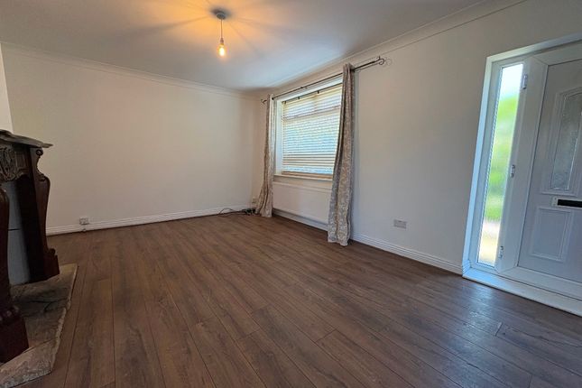 58 Queensway, Leigh photo 3