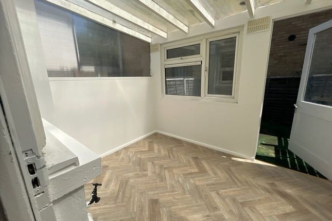 34 Park Street, Westcliff-on-Sea photo 5