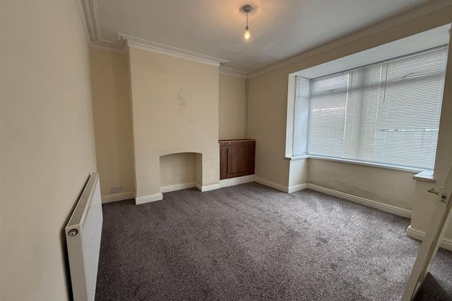 32, Askern Road, Carcroft, Doncaster photo 3