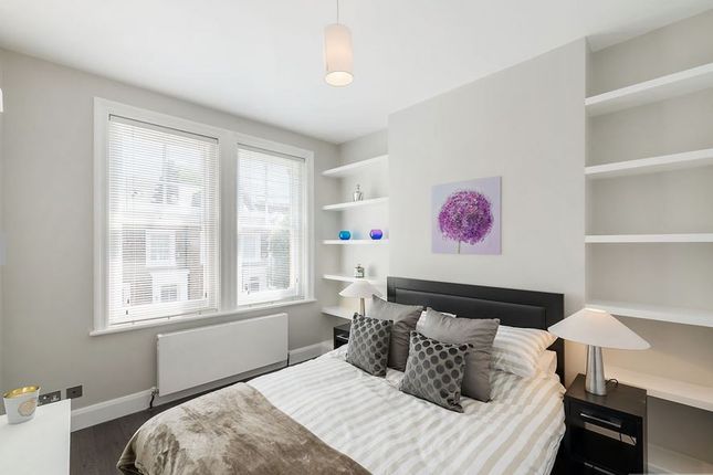 48 Elm Park Mansions, Park Walk, London photo 4