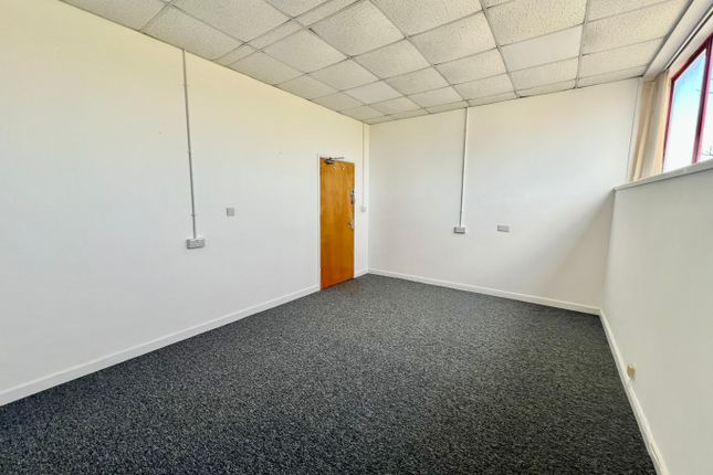 Office Two, Tradecroft Industrial Estate, Dorset photo 4