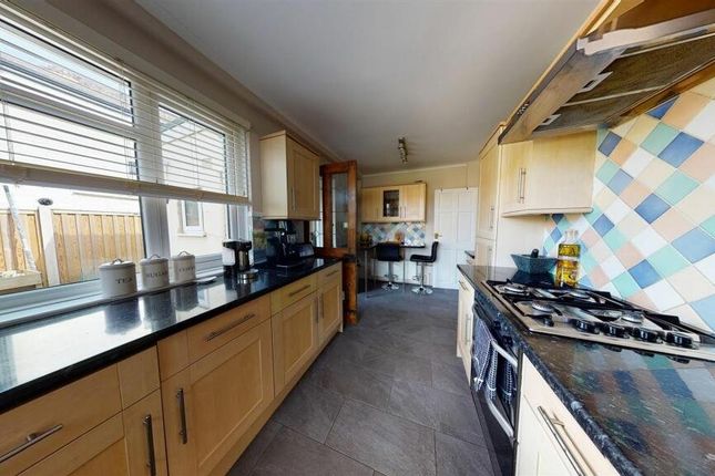 312, Middle Deal Road, Kent photo 3