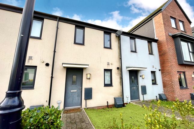 2-bed house on 63, BARRY, £1,000/mo