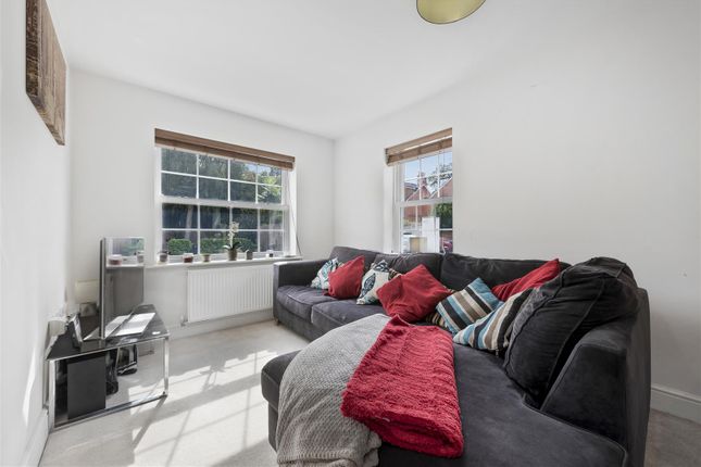End terrace house for sale in Kennel Ride, Ascot