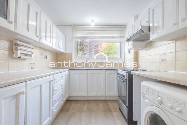 298 Phoenix Place, DARTFORD photo 4