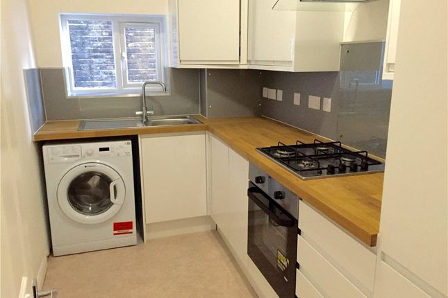 39b, Catford Hill, London photo 3