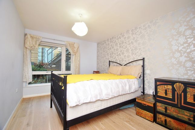 Gopsall Street, London photo 4