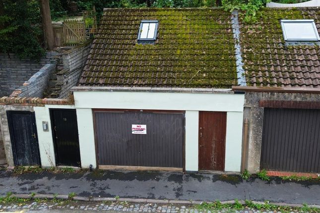 Studio parking on Garage/Workshop rear of 19, Fremantle Square, Bristol, £75,000