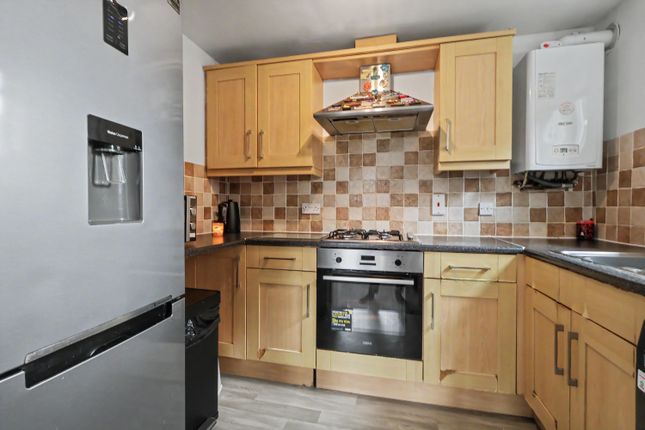 Flat 3 Logan Court, 154, Alder Road, Poole photo 4