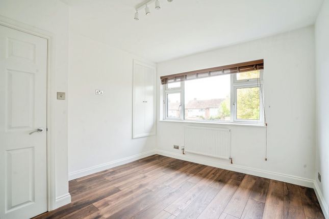 174a, Southbourne Gardens, Ruislip photo 4