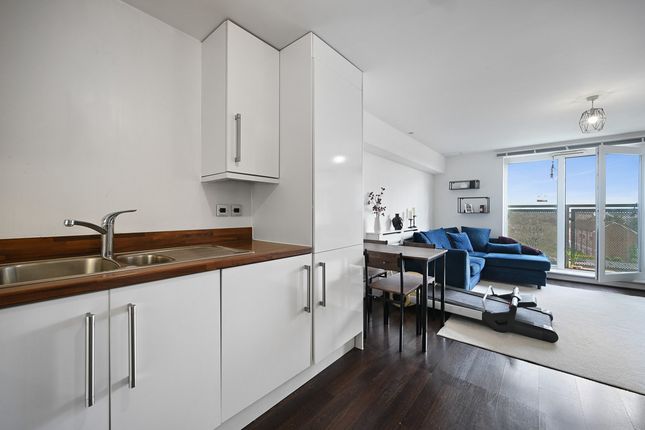 Thumbnail Flat for sale in Mono Lane, Feltham