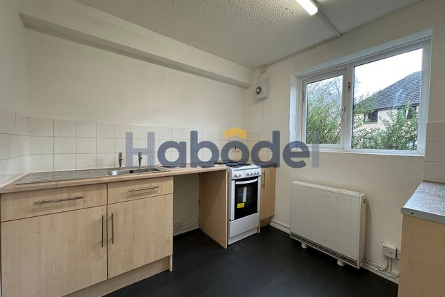 9 The Paddocks, Ipswich photo 2