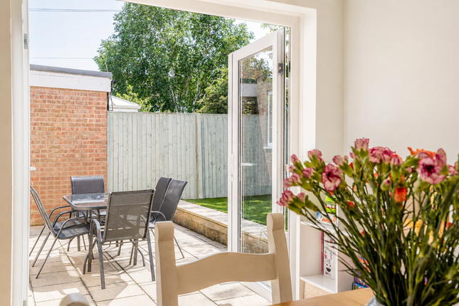 10, Moorfield Drive, York photo 4