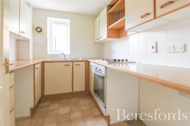 Flat for sale in Carraways, Witham