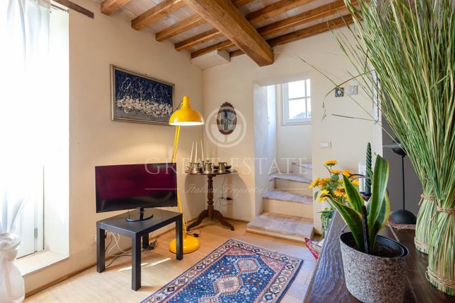 Villa for sale in San Casciano Dei Bagni, Siena, Tuscany