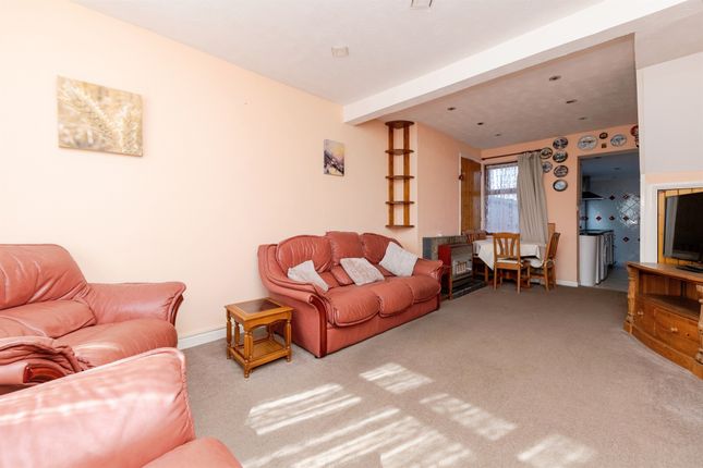 72, Hitchin Road, Arlesey photo 2