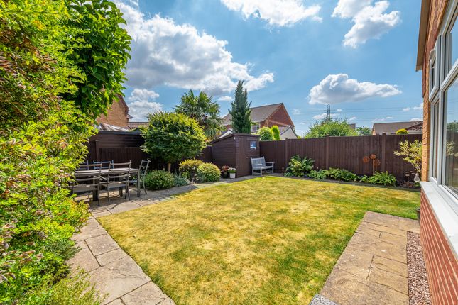 24, Hardy Close, Barton-under-needwood photo 4