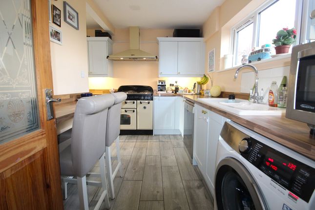 15, Dynes Place, Moggerhanger photo 3